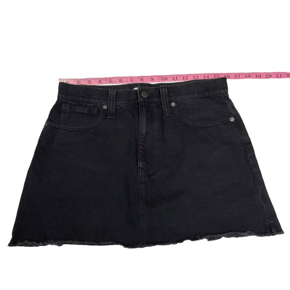 Madewell ‘McCarren Raw-Hem Jean Skirt’ in Washed Black Size 29 Waist - Picture 13 of 14